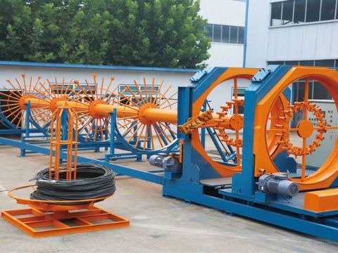 自動鎖螺絲機一般的工業產品，要擰緊螺絲